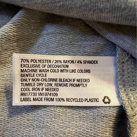 Wild Fable Cropped Hoodie Heather Grey Rainbow Sleeve XS Athleisure Yoga Casual - Picture 9 of 9